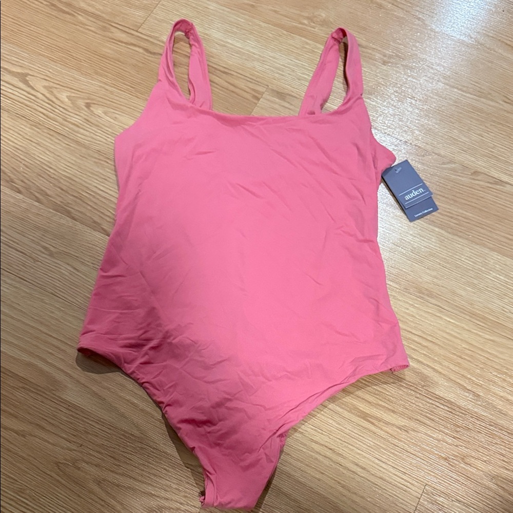 ArdenCoral Pink Scoop Neck Bodysuit size S,L,XL,XXL(2)…134